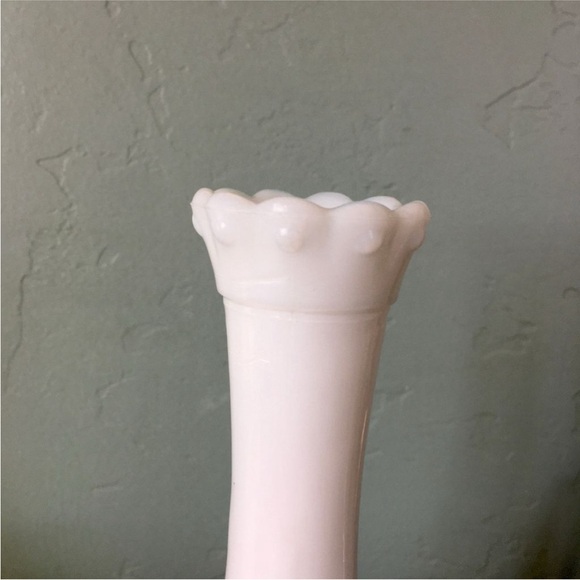 Vintage hobnail around rim milk glass flower vase ring fire milk glass bud vase - Picture 5 of 13